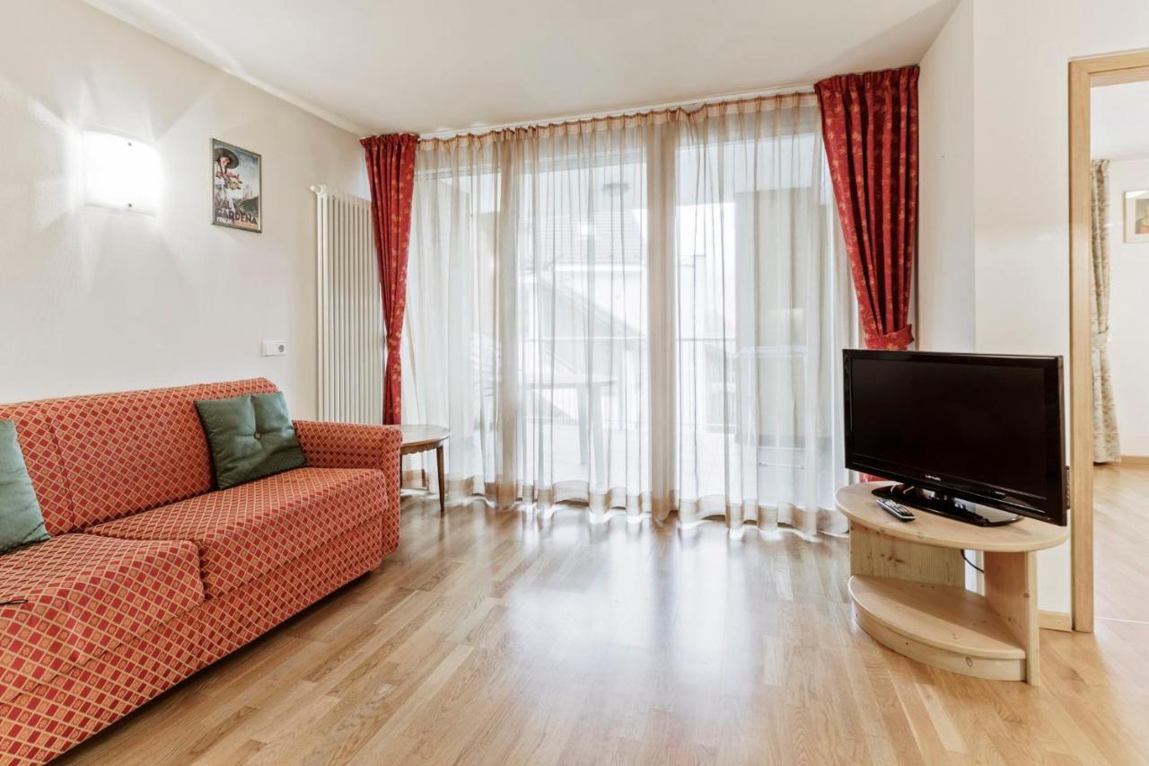 Apartments Petlin Ортізеї Екстер'єр фото
