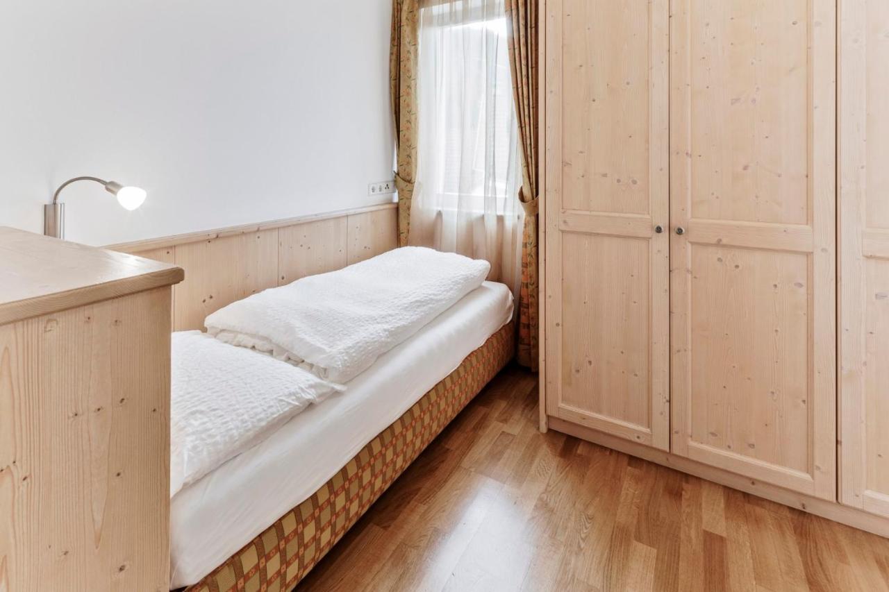 Apartments Petlin Ортізеї Екстер'єр фото