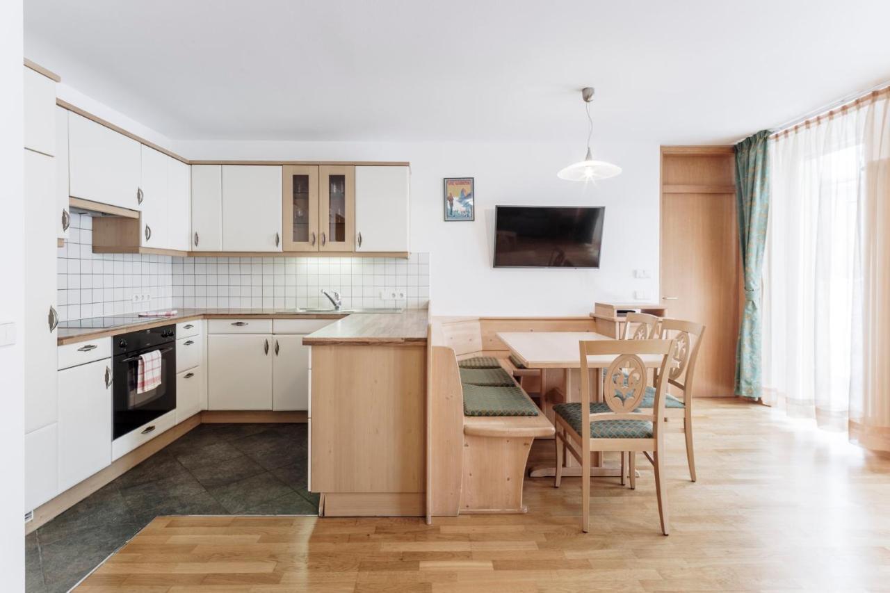 Apartments Petlin Ортізеї Екстер'єр фото